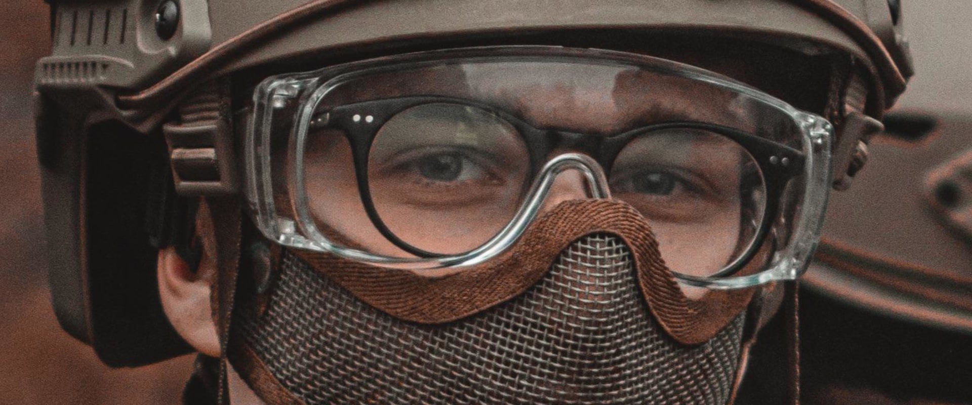 Choosing the Right Goggles or Mask for Airsoft Safety